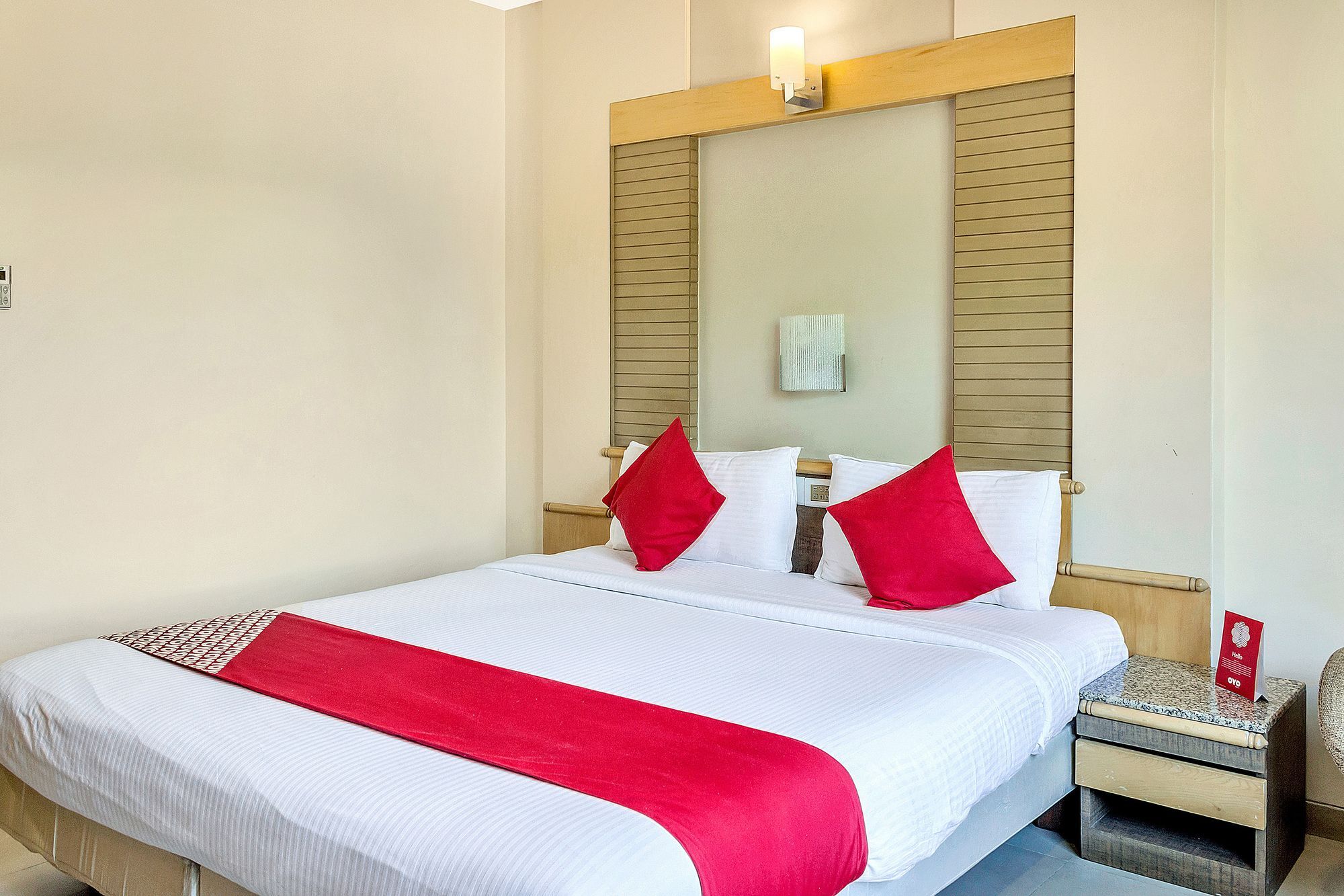 Oyo 11089 Hotel Deccan 8 Pune Dış mekan fotoğraf